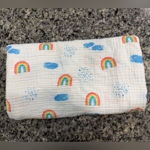 Lulujo Muslin Swaddle